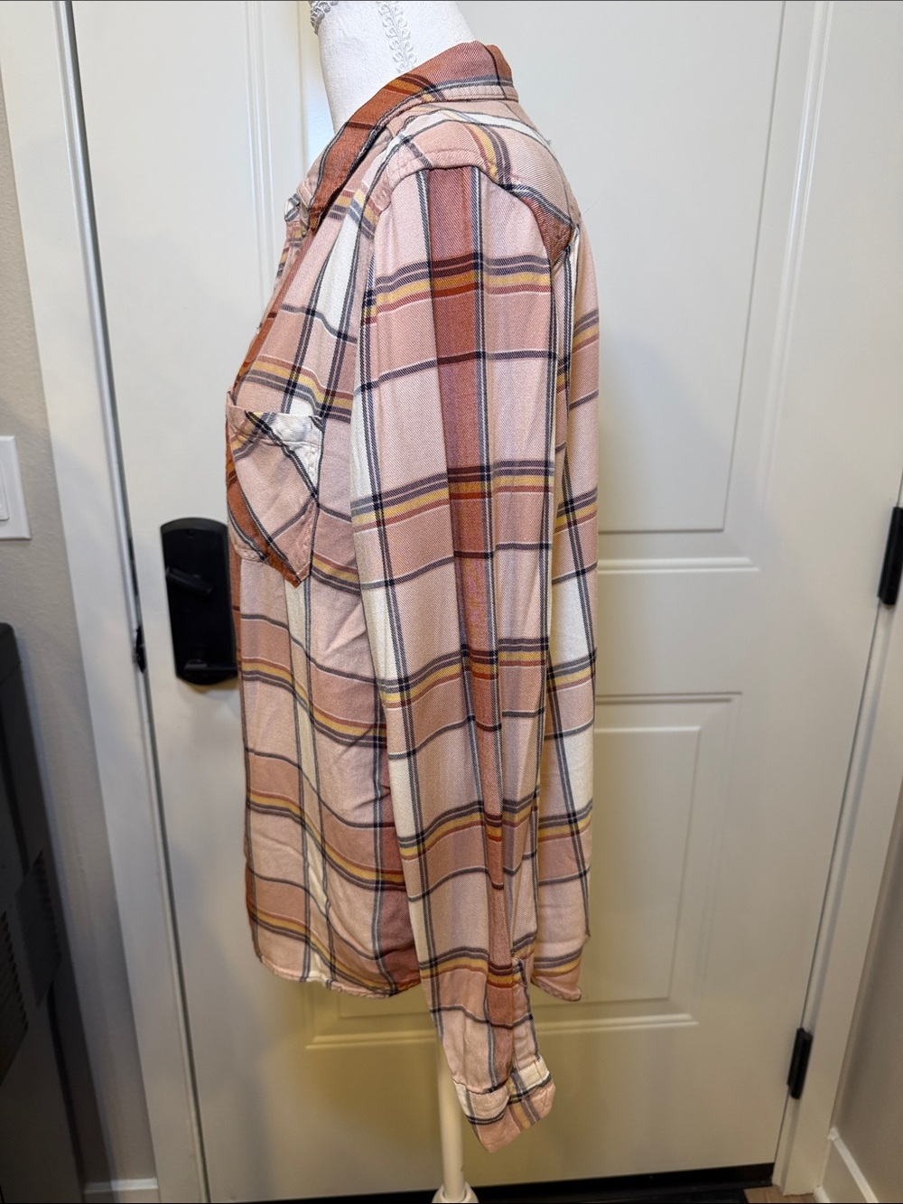 Women’s Pink and Rust Plaid Button Down Flannel Long Sleeve Shirt - Picture 5 of 8